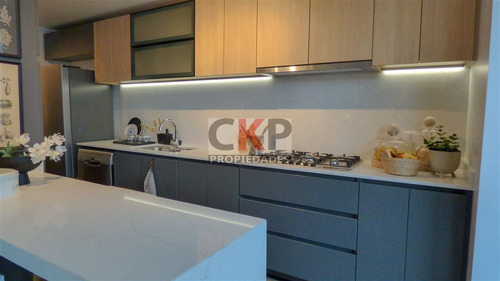 4d/4b/ 1e/ Townhouse / San Carlos / Venta Sin Comision