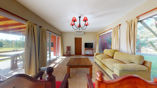 Imagen 3 de 23 de Casa En Venta Club De Campo Campos De Roca 2