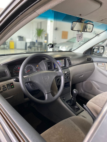 Imagem 3 de 7 de Toyota Corolla