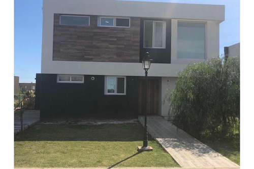 Imagen 3 de 26 de Casa En Venta En San Gabriel