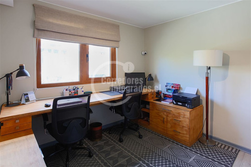 Departamento En Venta De 3 Dorm. En Vitacura