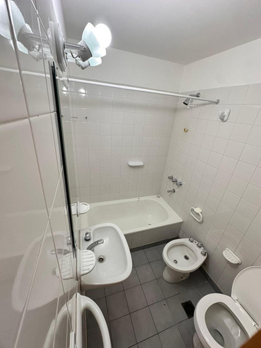 Alquiler Departamento 3 Ambientes En Carapachay