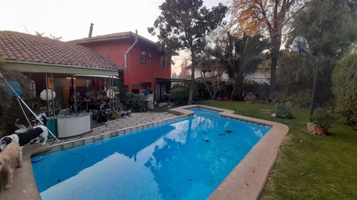 Casa Venta 4 Dorm. En Circunvalacion Las Flores, Las Condes