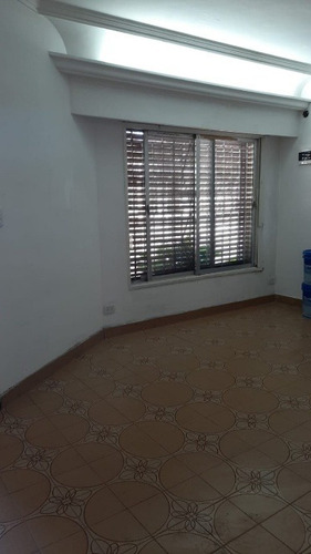 Imagen 9 de 14 de Chalet En Venta En Isidro Casanova