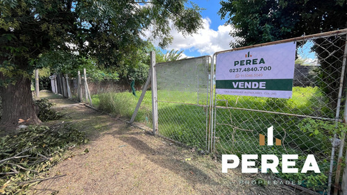 Lote En La Calle Lucrecia Diaz (a Metros De Fabrica Valente)