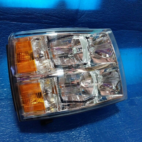 Faro Silverado Año 2008 Al 2015 Marca Tyc