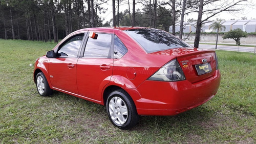 Imagem 12 de 15 de Ford Fiesta Sed 1.6