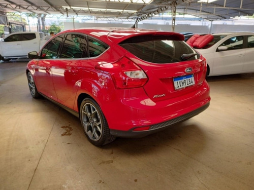 Imagem 4 de 8 de Ford Focus 2.0 Titanium 16v Flex 4p Powershift 2013/2014