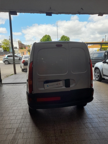 Imagen 5 de 15 de Renault Kangoo 2016 1.6 Furgon Ph3 Confort 5as Lc