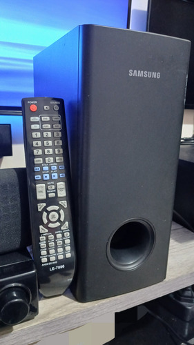Home Theater Dvd Samsung Ht-z120 - Leitor Ruim Preto 330w (Usado)