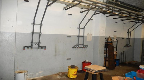 Imagen 3 de 8 de Venta -galpon De 460mts2 En Bernal- Entrada Para Camiones.