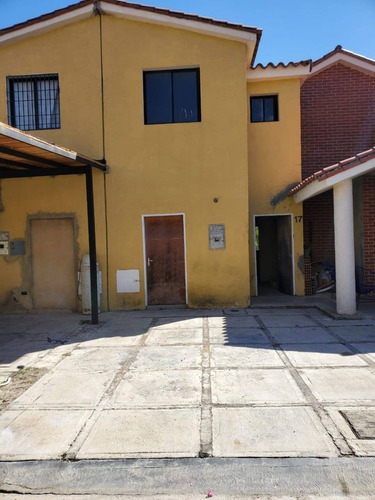 Imagen 9 de 9 de En Venta, Town House, En Obra Gris, San Ignacio, San Diego. Código 133591