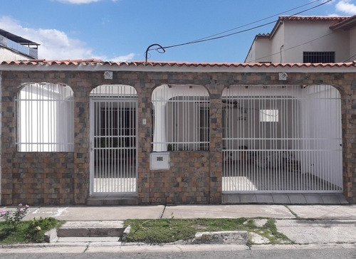 Imagen 1 de 17 de Casa El Remanso, Urb Monteserino San Diego