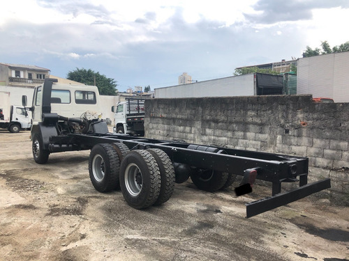 Imagem 4 de 8 de Ford Cargo 2630