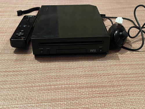 Nintendo Wii + 3juegos + Protector Para El Control