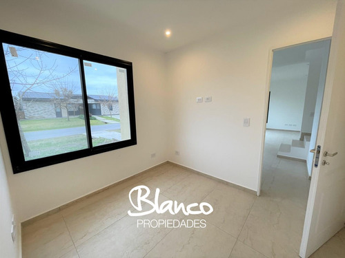Casa En Venta En Altos De Campo Grande, Pilar, G.b.a. Zona Norte