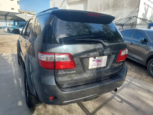 Toyota Fortuner 2.7l
