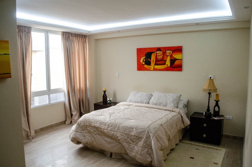 Imagen 9 de 11 de Se Alquila Townhouse Res. Costa Dorada Lecheria Maria Jose Chaparro