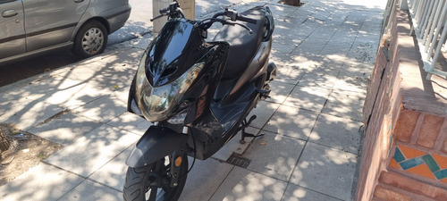Imagen 5 de 15 de Zanella Zanella Cruiser X 150 Titular Km 10.000 Excelente