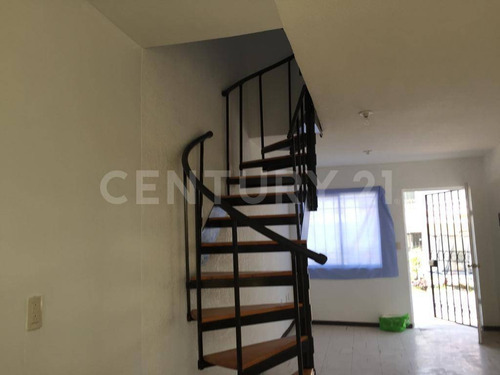 Imagen 3 de 11 de Casa En Venta En Villas Del Real 6a Seccion Tecamac Edo. De Mexico