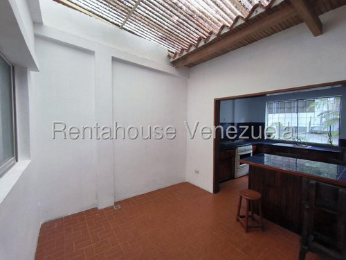 Alquiler - Anexo Residencial - La Trinidad Mls: 25-9673 S.m.