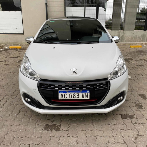 Imagen 8 de 15 de Peugeot 208 2017 1.6 Gti