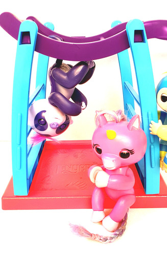 Fingerlings Interactivo Changuito /oso Perezoso/unicornio Morado/fiusha/azul (Usado)