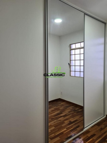 Imagem 6 de 16 de Casa Geminada Com 2 Quartos Para Comprar No Santa Amélia Em Belo Horizonte/mg - 4052