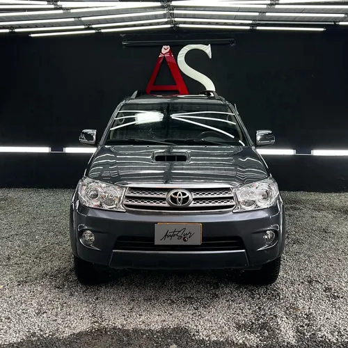 Toyota Fortuner 3.0 Srv