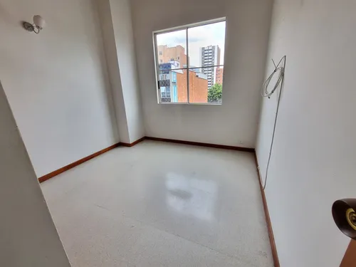 Apartamento Duplex En Venta En Laureles