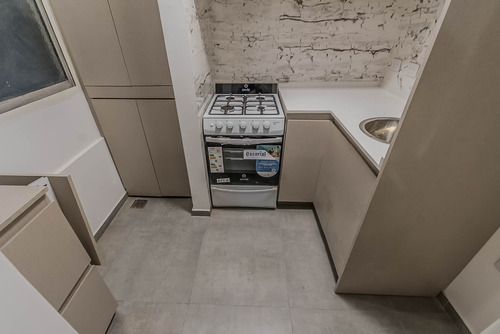 2 Ambientes. Apto Credito. Reciclado A Nuevo. Recoleta. Rodriguez Peña Y Av Libertador.