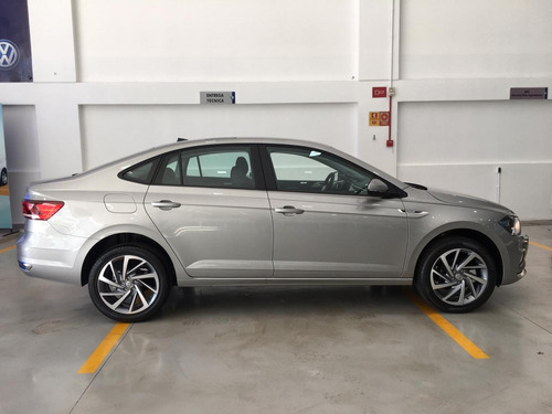 Imagem 4 de 8 de Volkswagen Virtus 1.0 200 Tsi Highline (flex) (aut)