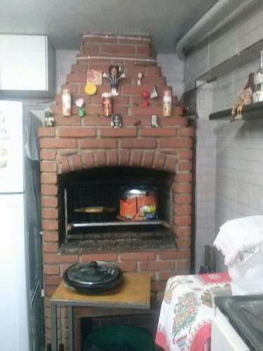 Imagem 10 de 12 de Sobrado Lindo Com 2 Dormitorios Grandes Com Armarios, Sala Com 2 Ambientes, Cozinha Grande Com Armarios, Espaço Gourmet, Garagem Para 3 Automoveis Com 2 Portoes Automaticos. - 1291 - 2691546