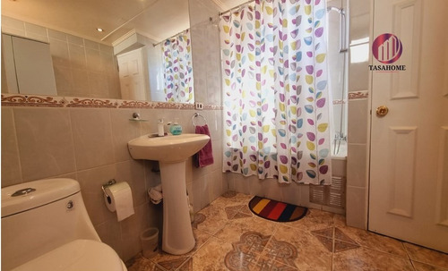 Venta De Casa 4 Habitaciones, 2 Baños En Quilpue