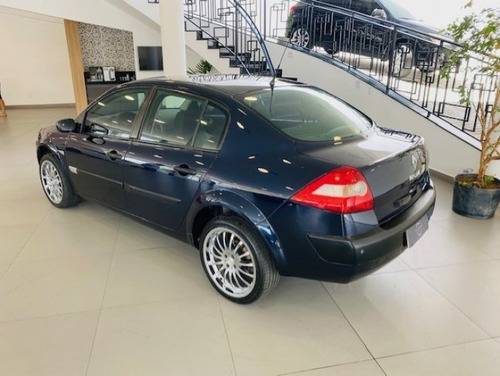 Megane Sedan 2.0 Expression Sedan 16v Gasolina 4p Manual