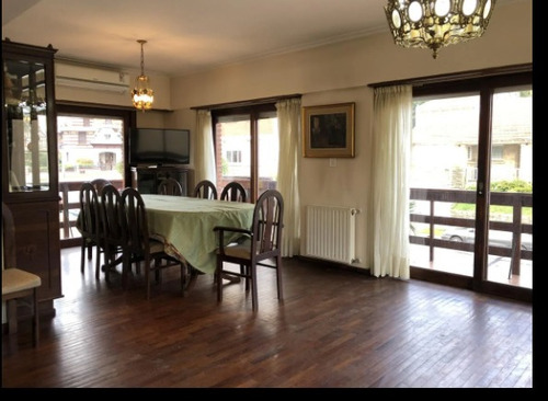 Imagen 1 de 18 de Departamento 4 Ambientes Con Dependencia - 2 Cocheras - Alvear 2200