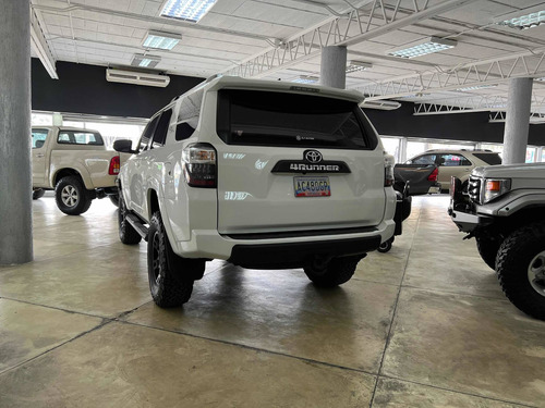 Imagen 6 de 10 de Toyota 4runner Trd Off Road