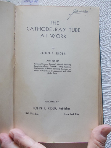 El Tubo De Rayos Catodicos En El Trabajo  Año1937 4bis