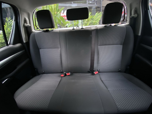 Imagen 18 de 24 de Toyota Hilux 2.4 4x4 2021