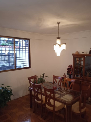 Imagen 5 de 6 de Venta De Quinta De Dos Niveles De 600m2