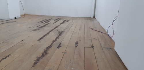 Imagem 15 de 25 de Salão /sala Comercial Ideal Para Estoque / Depósito De Mercadorias, Local Seguro, Com Estacionamento No Local A 20 Metros Da Ladeira Porto Geral, 100 Metros Da Rua 25 De Março
