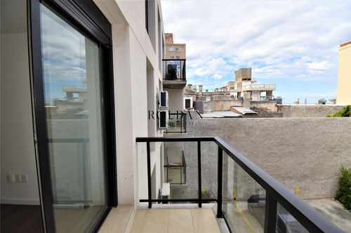 Imagen 2 de 15 de Apartamento Alquiler Centro 1 Dormitorio Cochera A Metros Del Mar