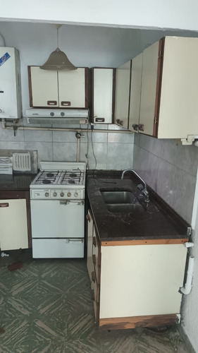 Dueño Vende Ph 2ambientes Con Cochera. Acepto Autos.