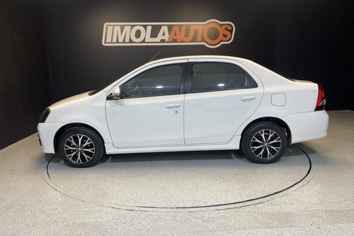 Toyota Etios 1.5 Xls At