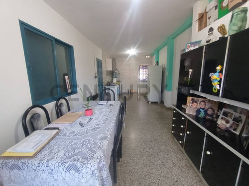 Casa De 2 Dormitorios En Santo Tome, Santa Fe.