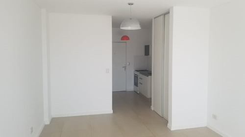 Dueño Vende Hermoso Monoambiente Con Cochera En La Mejor Zona De Flores