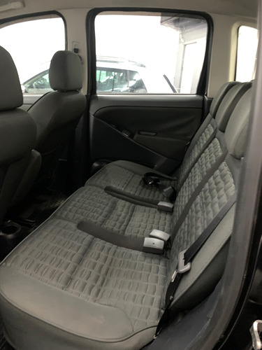 Fiat Idea 1.8 16v Adventure Flex 5p
