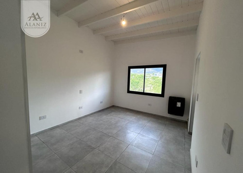 Dúplex De Lujo Venta, En Barrio La Arbolada, Merlo, S.l.
