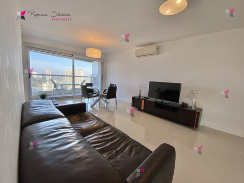 Imagen 5 de 24 de Venta De Apartamento De 2 Dormitorios En Brava En Edificio Icon Brava Punta Del Este