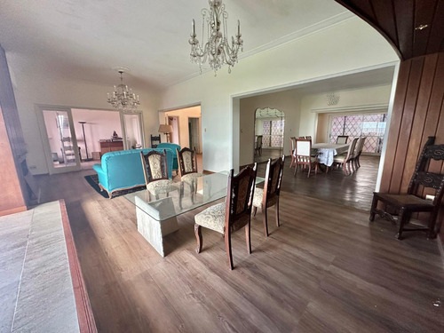 Casa Frente Al Mar En Punta Gorda Carrasco, Primera Linea